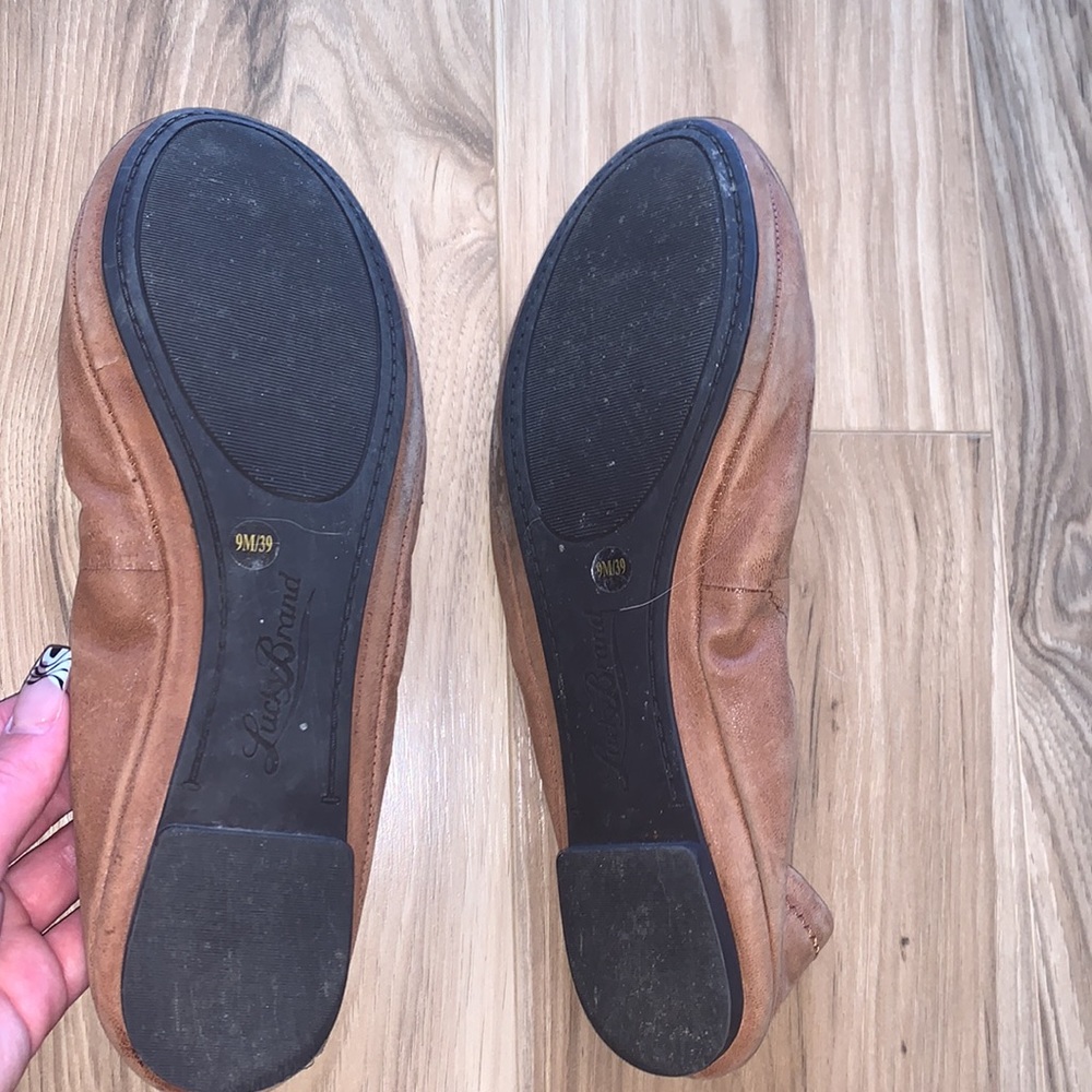 Lucky Brand Emmie Leather Bourbon Flats Gem